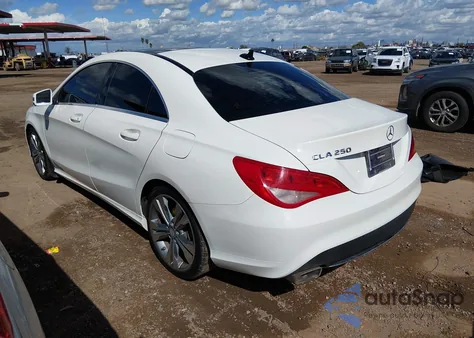 2014 Mercedes-Benz Cla 250 z USA, uszkodzony, nr VIN WDDSJ4EB1EN031085
